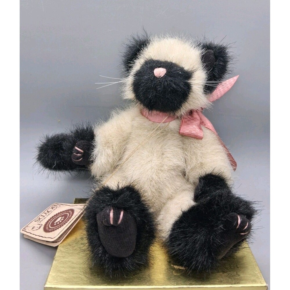 Vintage Boyds Bears " Siamese Cat" Blue Eyes Finiky Snottykat Jointed plush